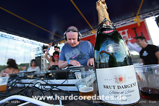 www_hardcoredates_de_electronic_beach_festival_39579145